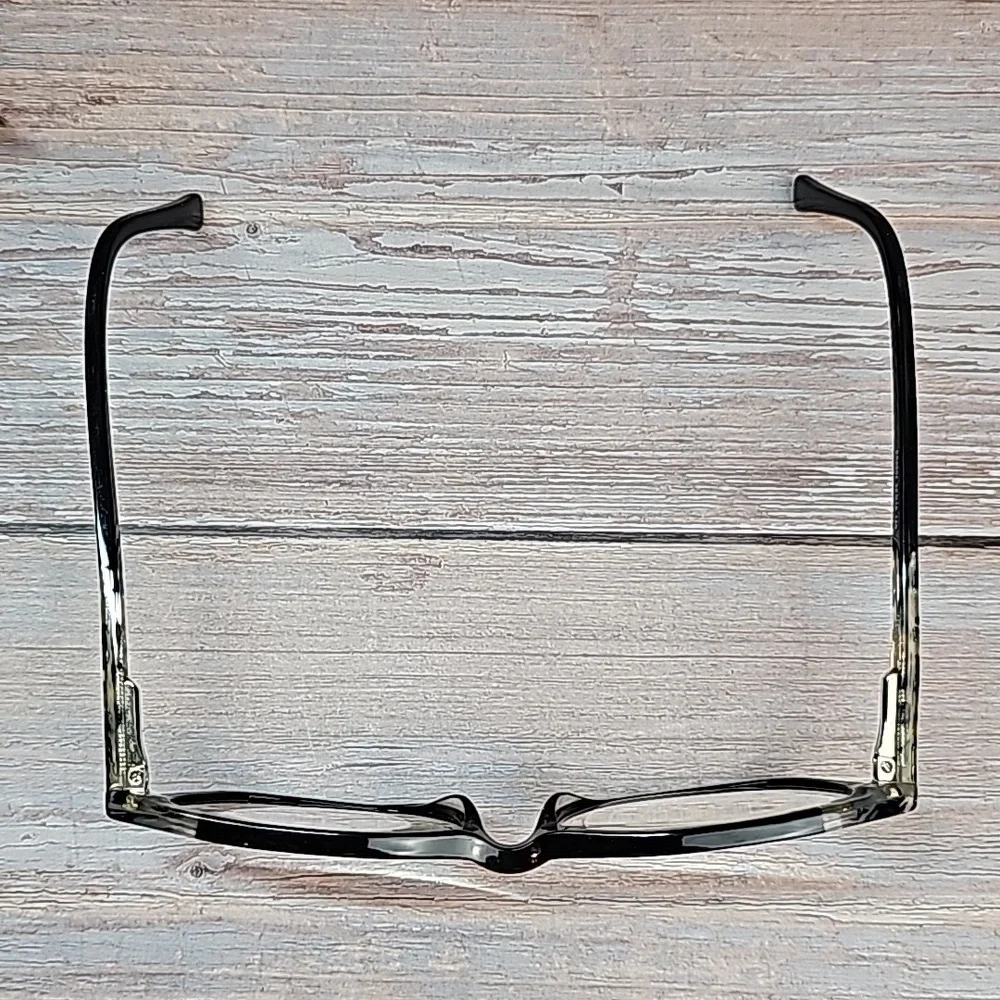 LADIES BLACK & GOLD PLASTIC EYEGLASS FRAMES